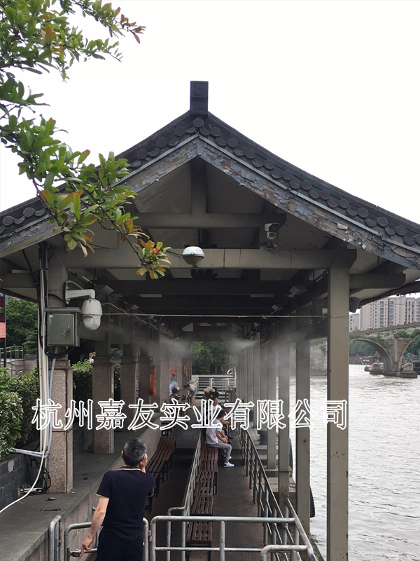 广州水上公共巴士观光高压喷雾降温4