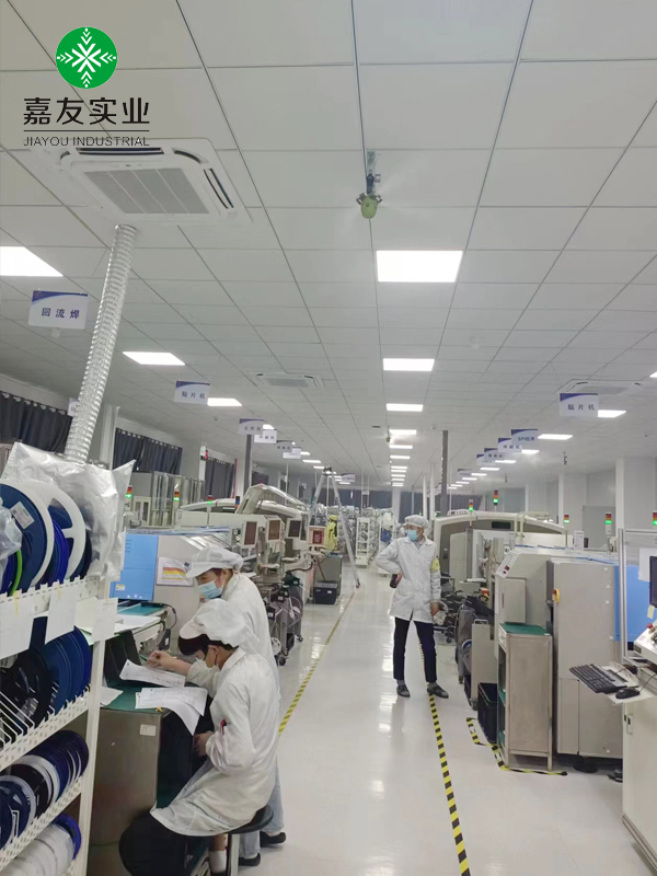 华阳科技安装广州极悦电子车间干雾加湿器加湿案例