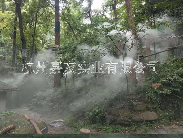 广州动物园高压微雾降温造景1